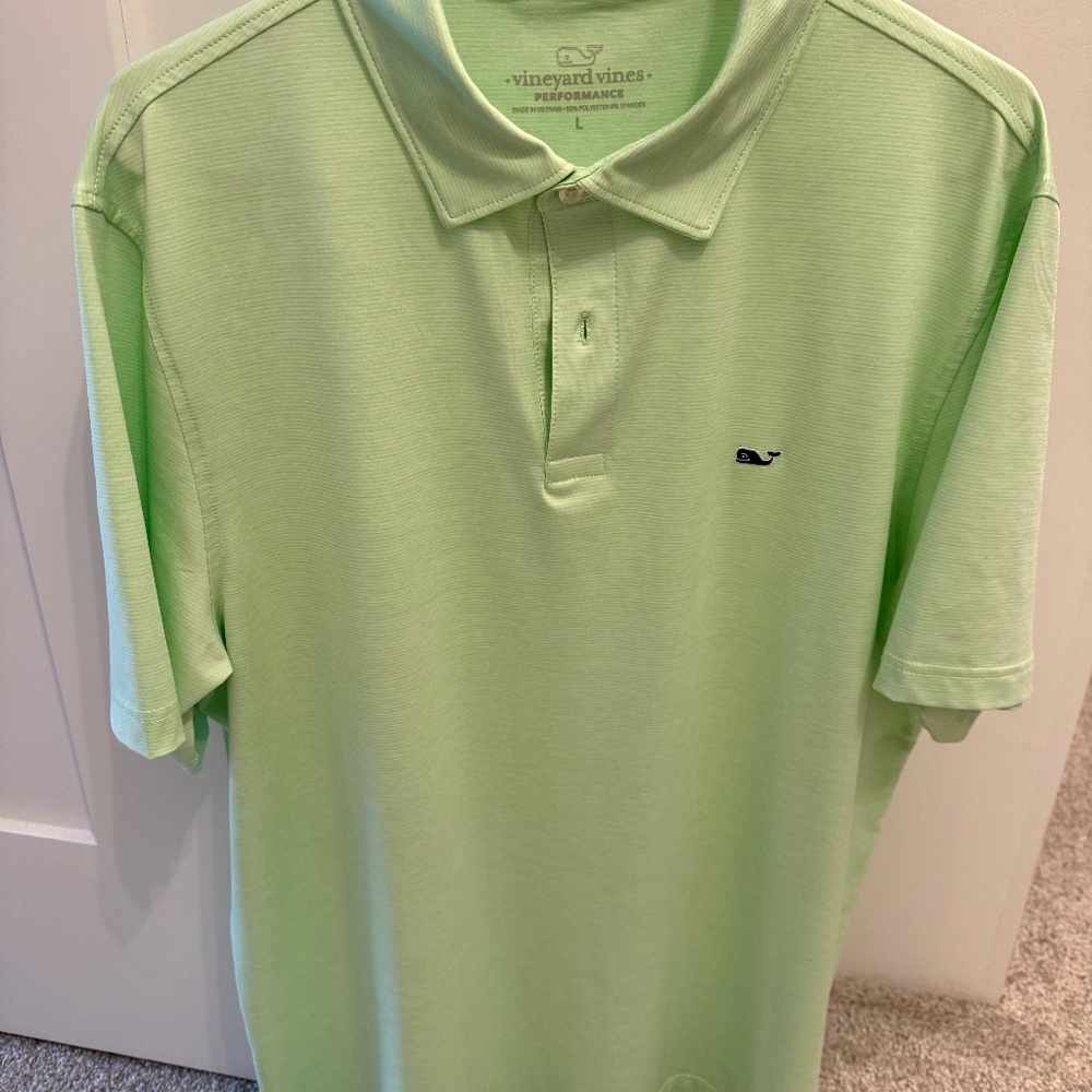 Vineyard Vines performance polo